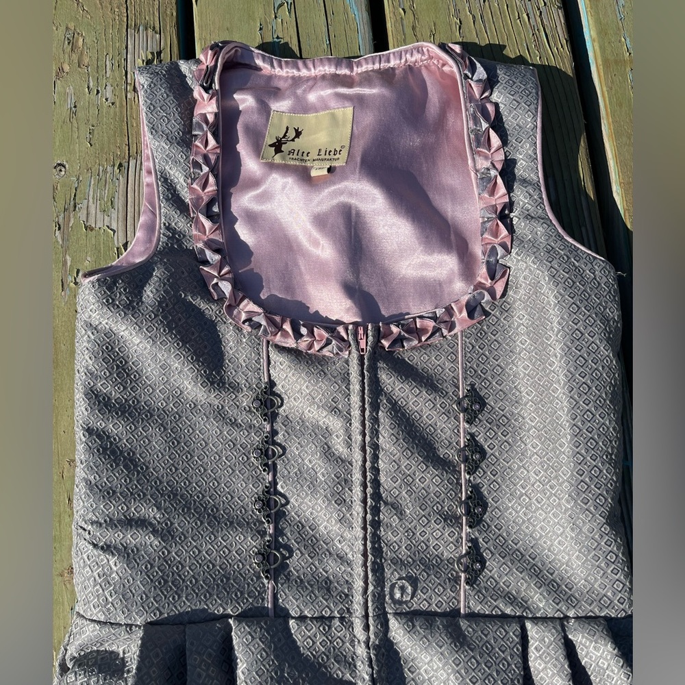 AIte Liebe authentic German dress